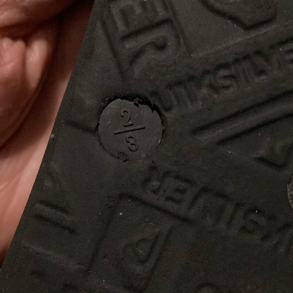 Quiksilver Black and Red Kids Flip Flops - Picture 5 of 5